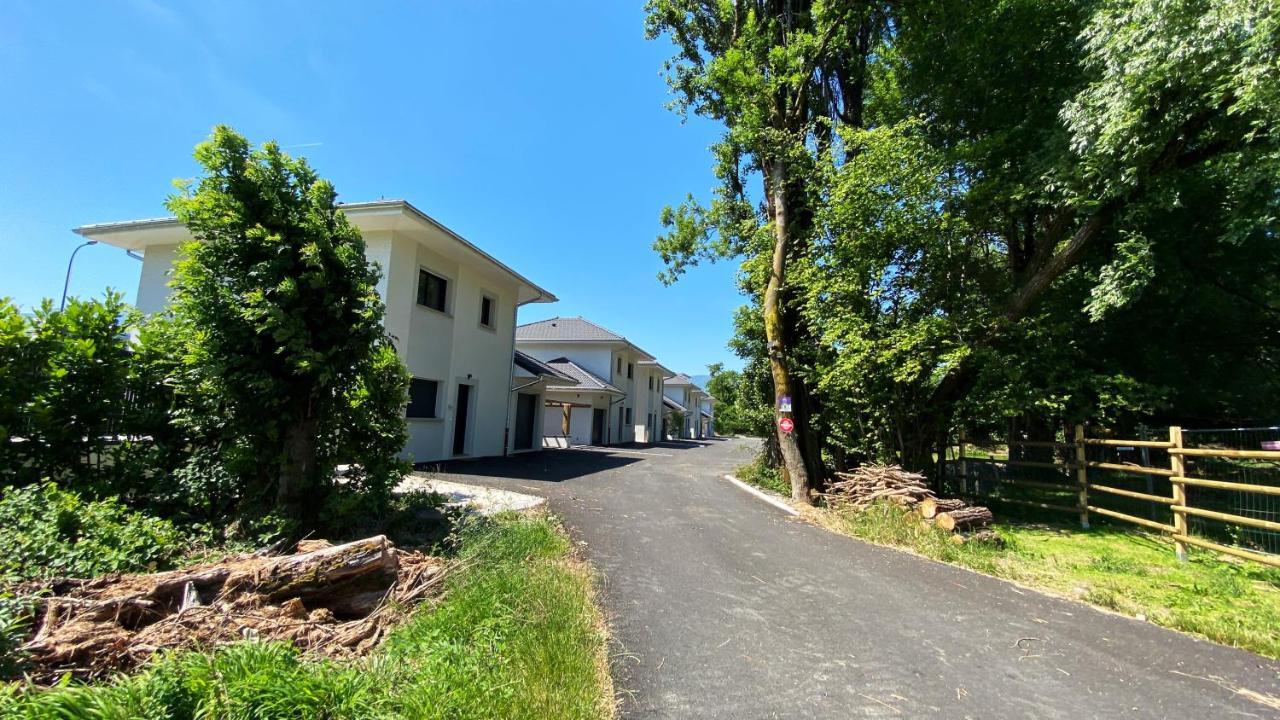 Aux Peupliers De Pradian - Italica Villa Bassens  Exterior photo